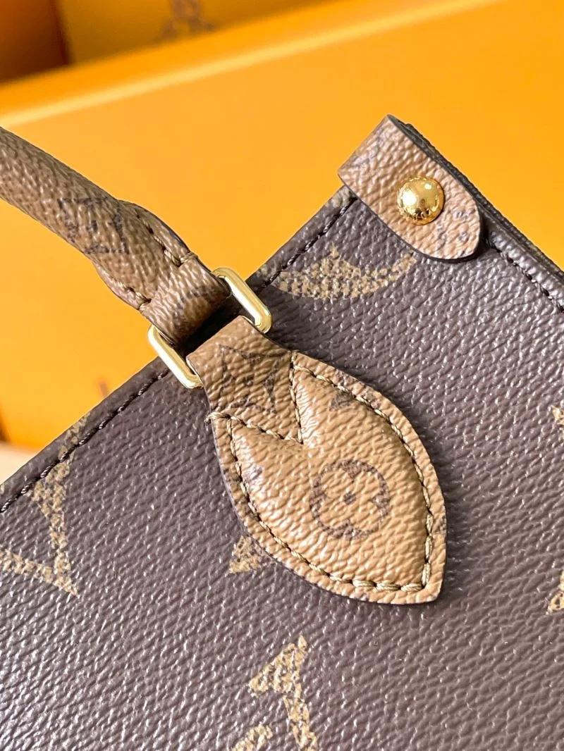 Functional Louis Vuitton Shopping Bags 39492