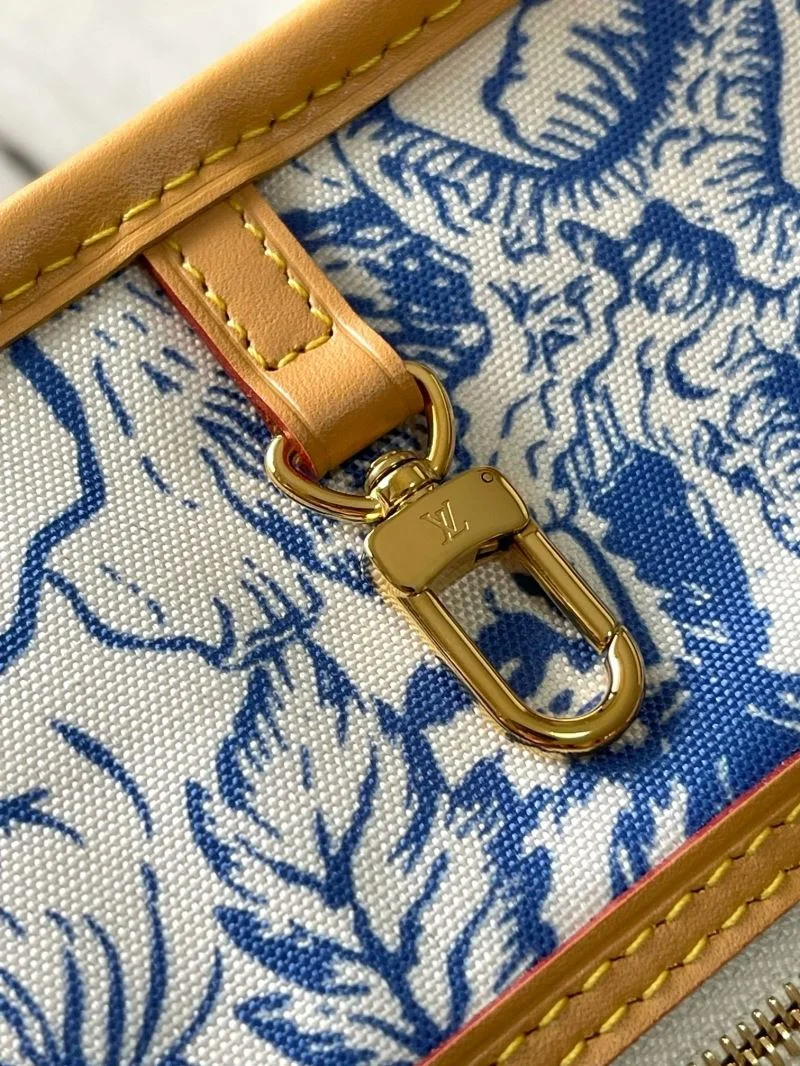 Sustainable Louis Vuitton Shopping Bags 39525