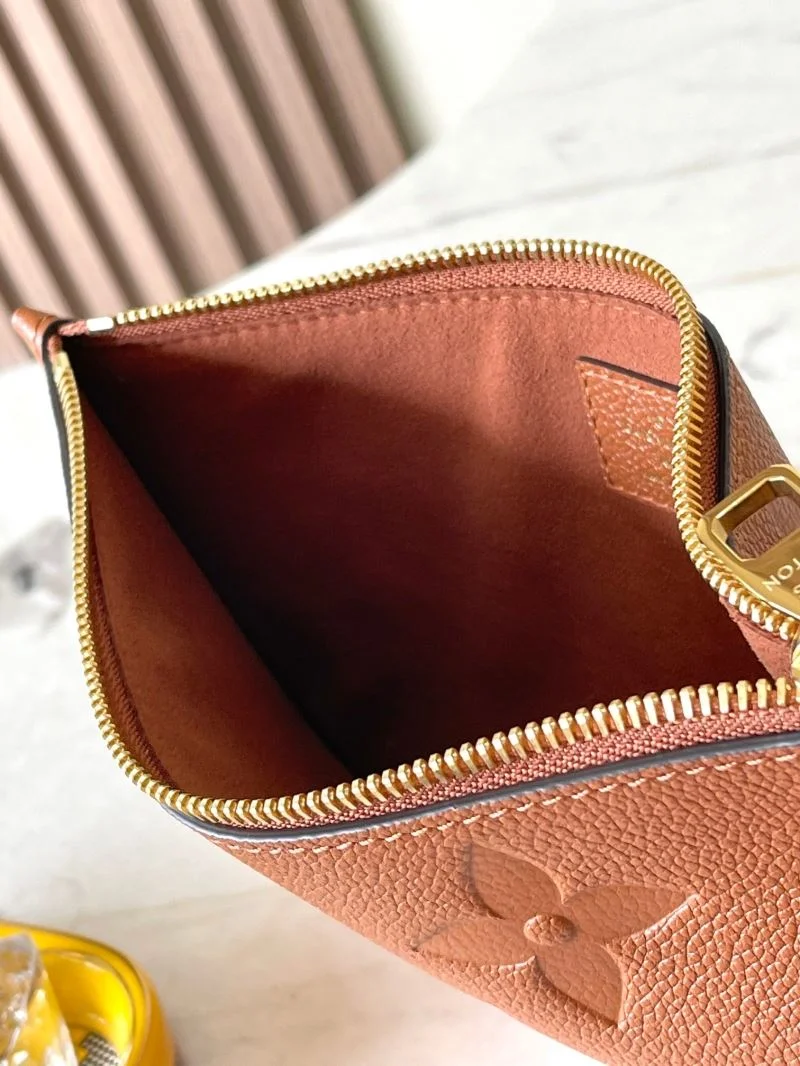 Louis Vuitton Shopping Bags Resilient 39500