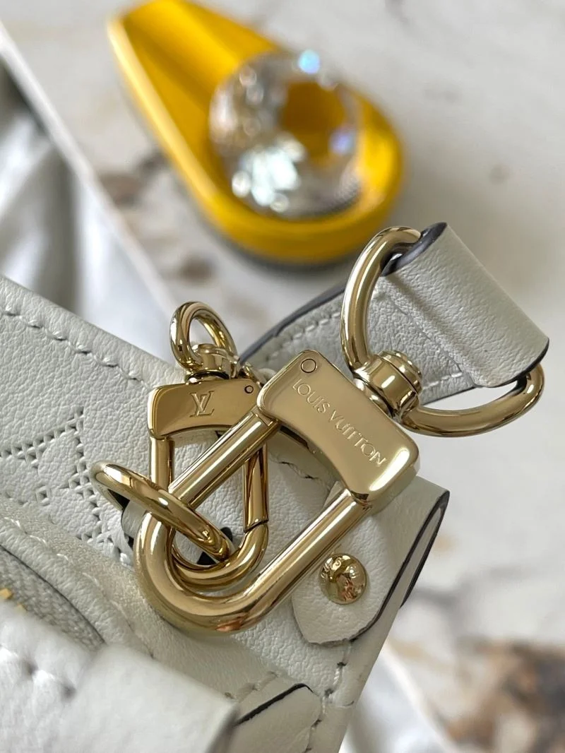 MultiPurpose Louis Vuitton Shopping Bags 39483