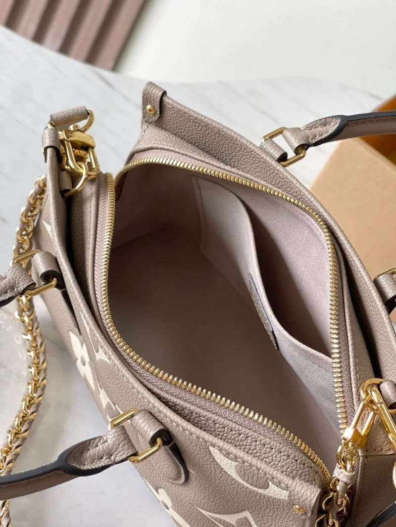 Louis Vuitton Shopping Bags Comfortable 39477