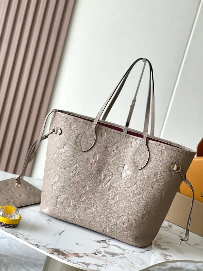Seasonal Louis Vuitton Shopping Bags 39476