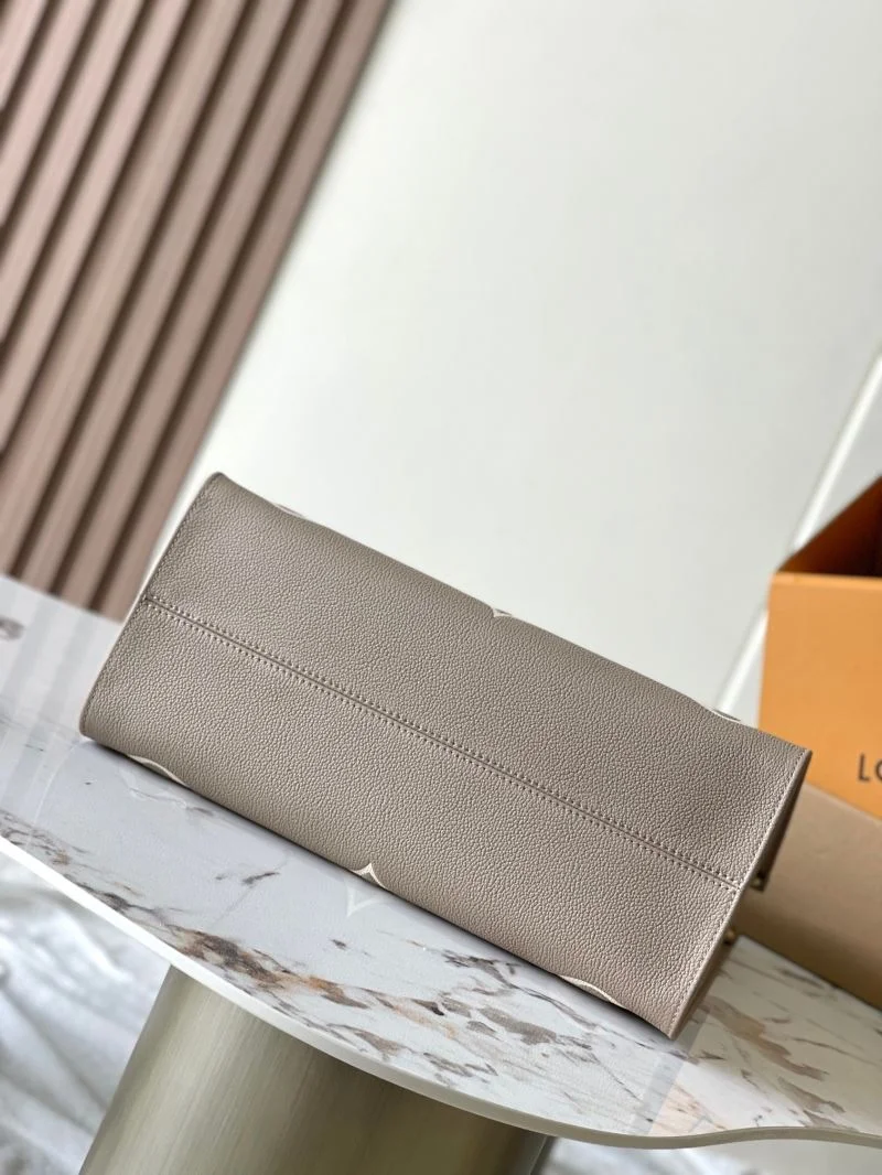 Louis Vuitton Shopping Bags WellDesigned 39463