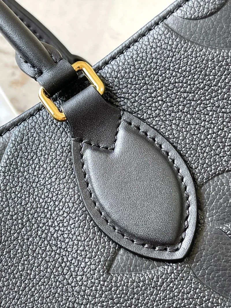Louis Vuitton Shopping Bags EasyMatch 39486
