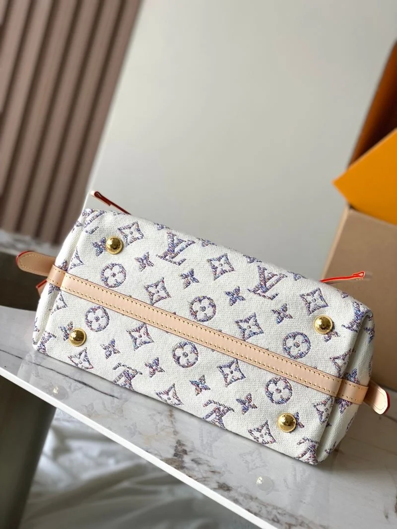TechFriendly Louis Vuitton Shopping Bags 39452