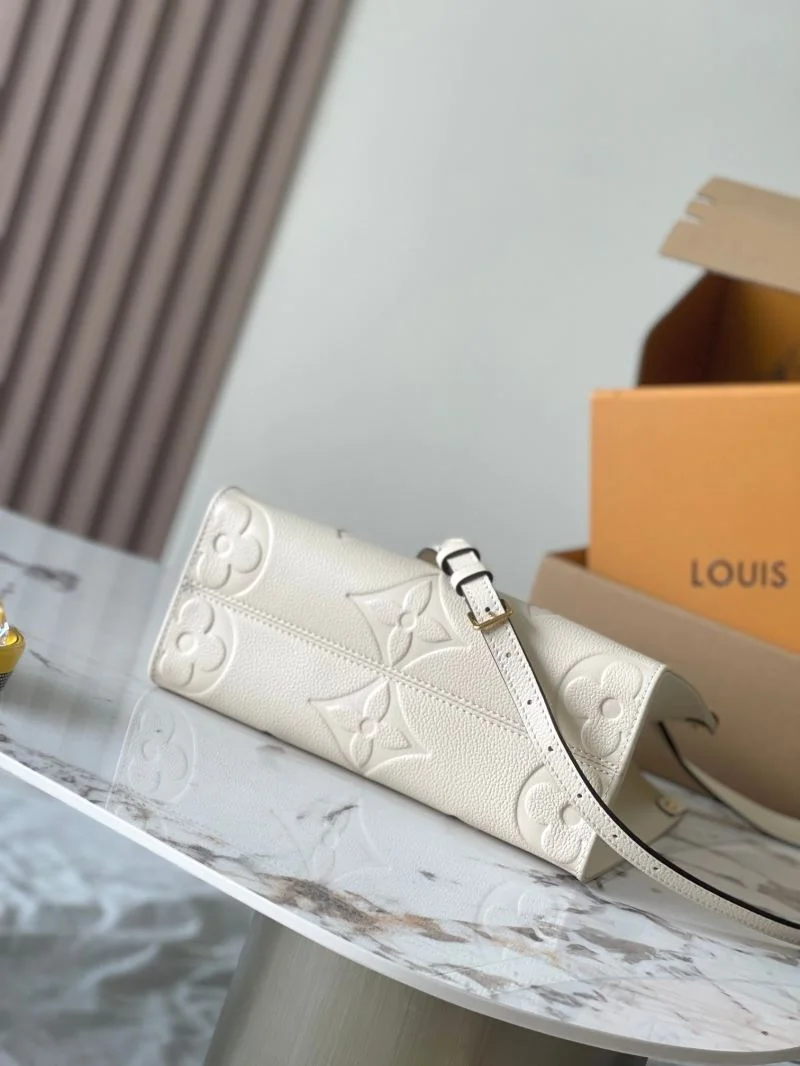 Louis Vuitton Shopping Bags Comfortable 39454