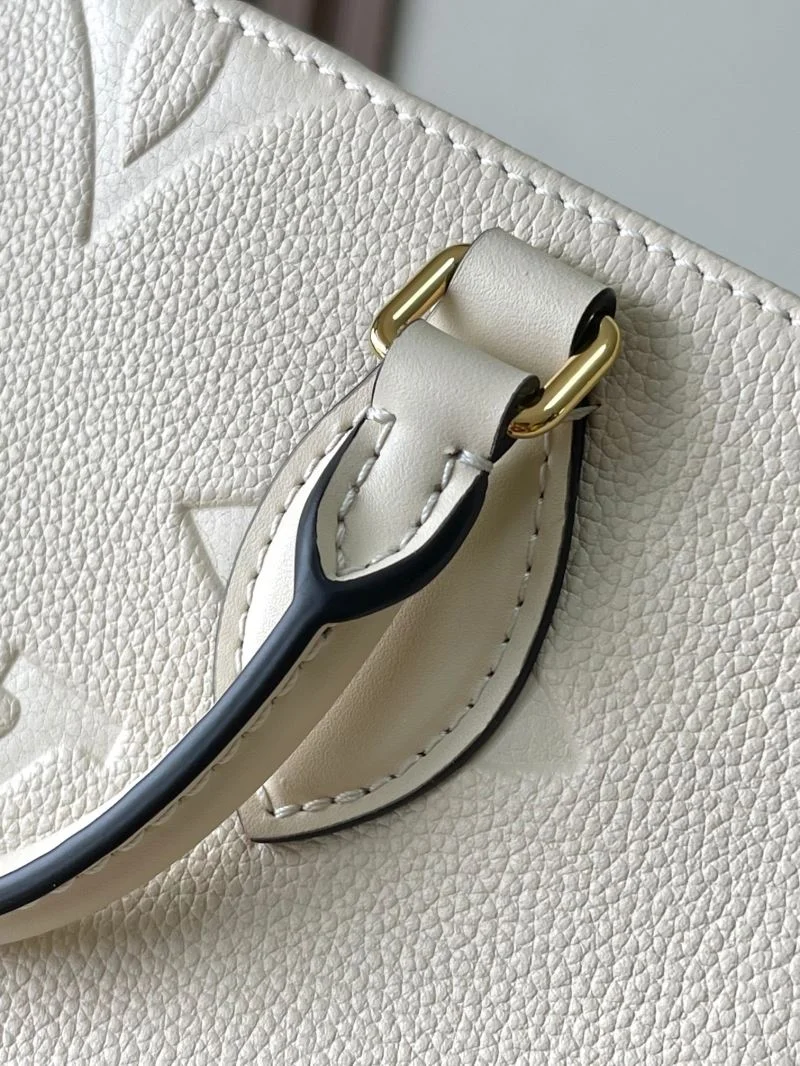 Louis Vuitton Shopping Bags Comfortable 39454