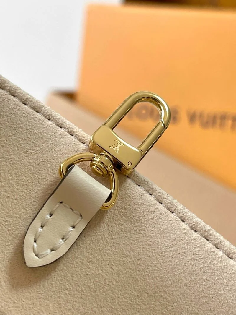 Louis Vuitton Shopping Bags Comfortable 39454
