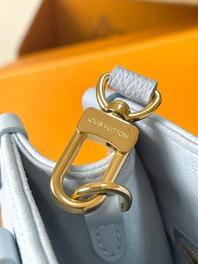 ComfortFit Louis Vuitton Shopping Bags 39495