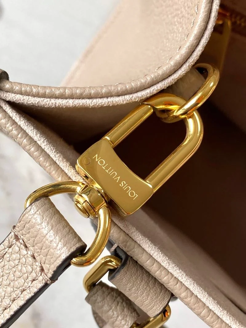 Affordable Louis Vuitton Shopping Bags 39474
