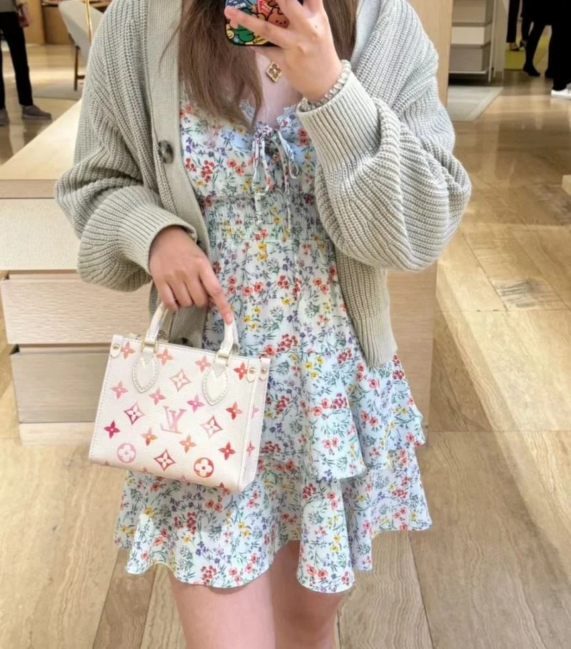 OdorResistant Louis Vuitton Shopping Bags 39466