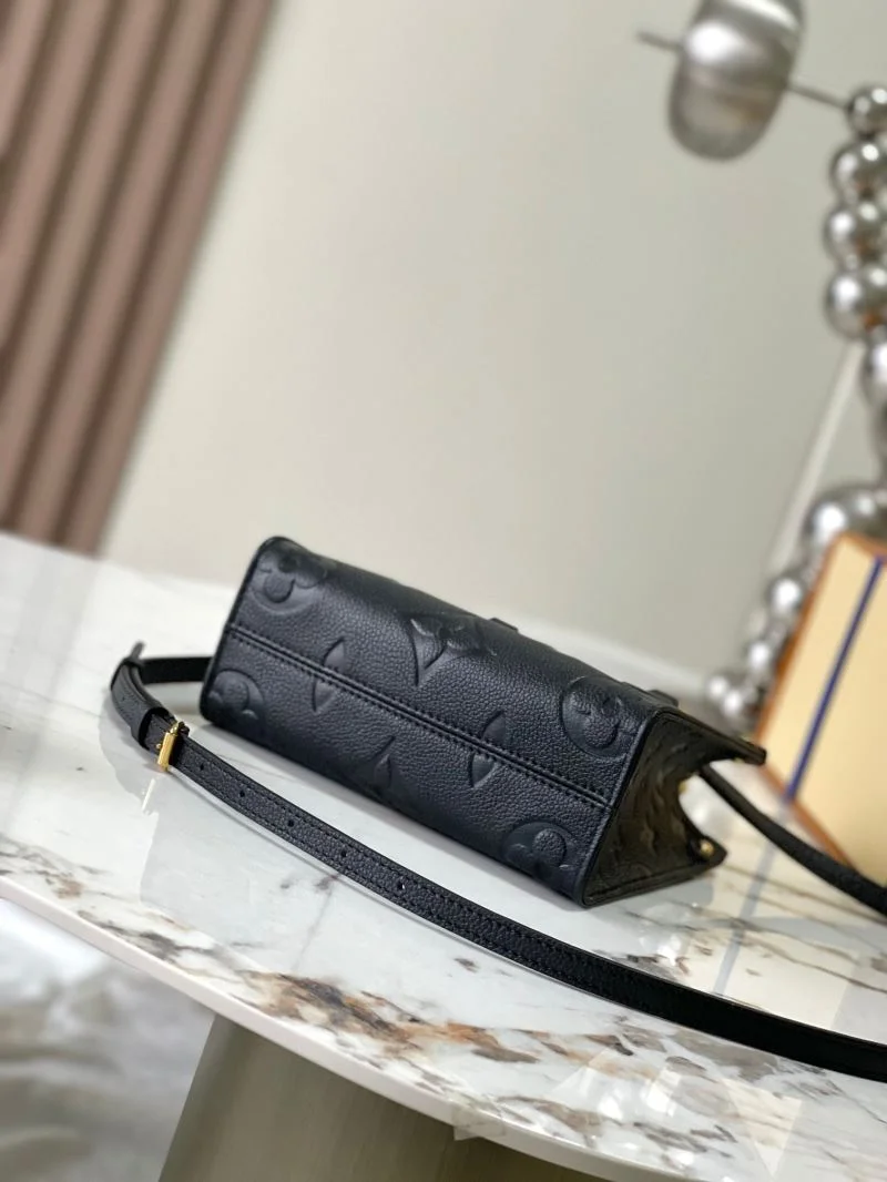 Bright Louis Vuitton Shopping Bags 39467