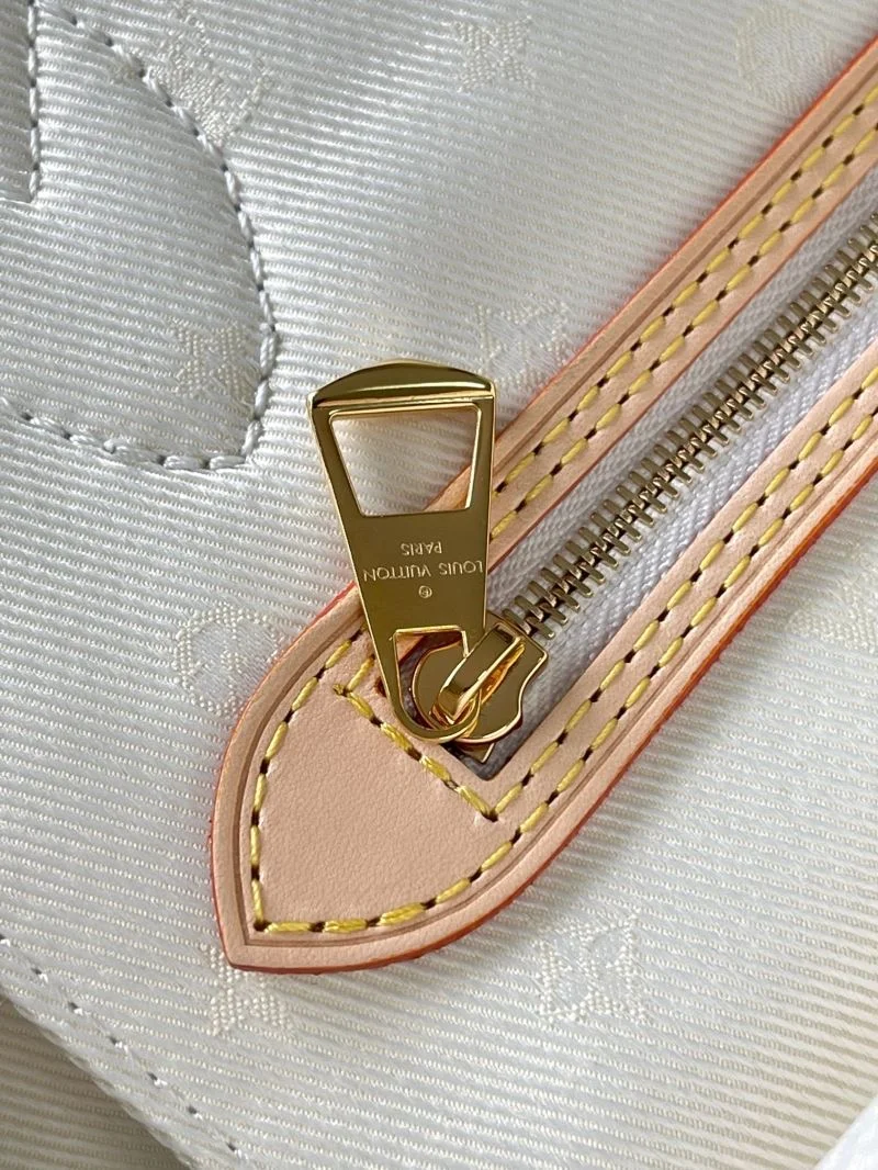 Louis Vuitton Shopping Bags Soft 39439