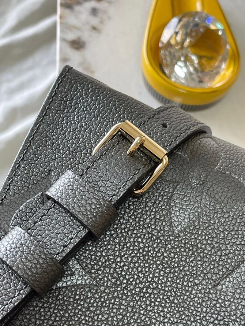 Louis Vuitton Shopping Bags OdorResistant 39457