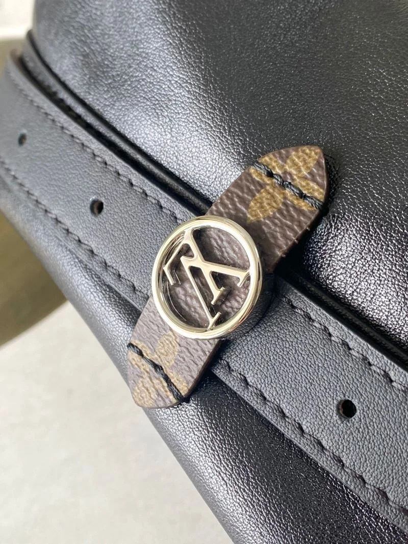 Louis Vuitton Shopping Bags RelaxedFit 39451