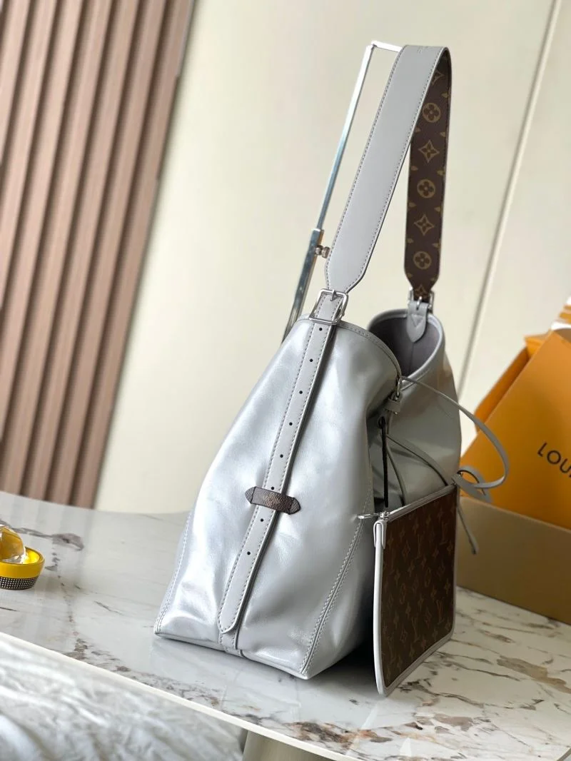 Casual Louis Vuitton Shopping Bags 39427