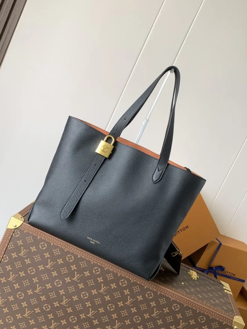 Bold Louis Vuitton Shopping Bags 39163