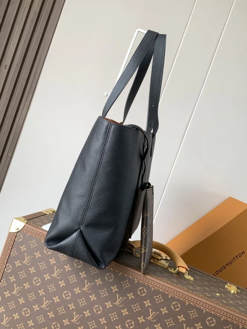 Bold Louis Vuitton Shopping Bags 39163