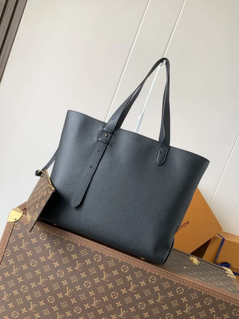 Bold Louis Vuitton Shopping Bags 39163