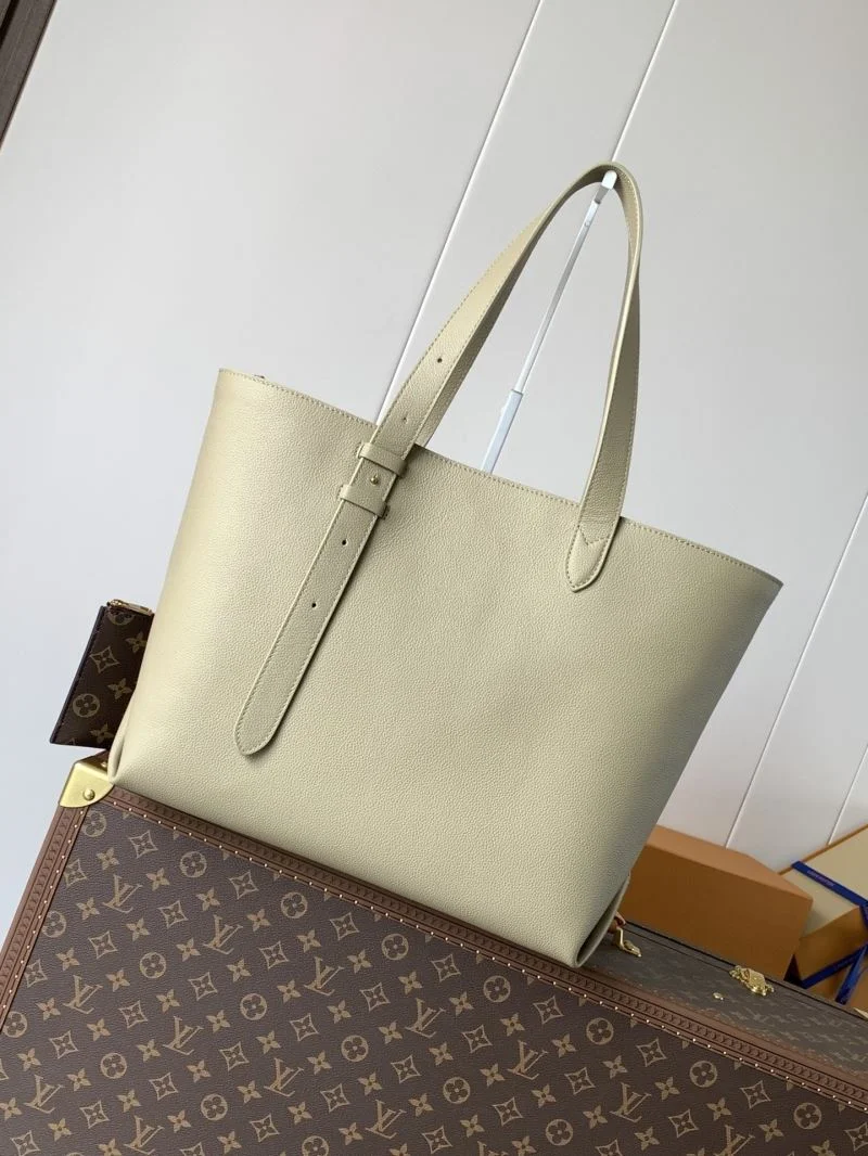 Casual Louis Vuitton Shopping Bags 39158