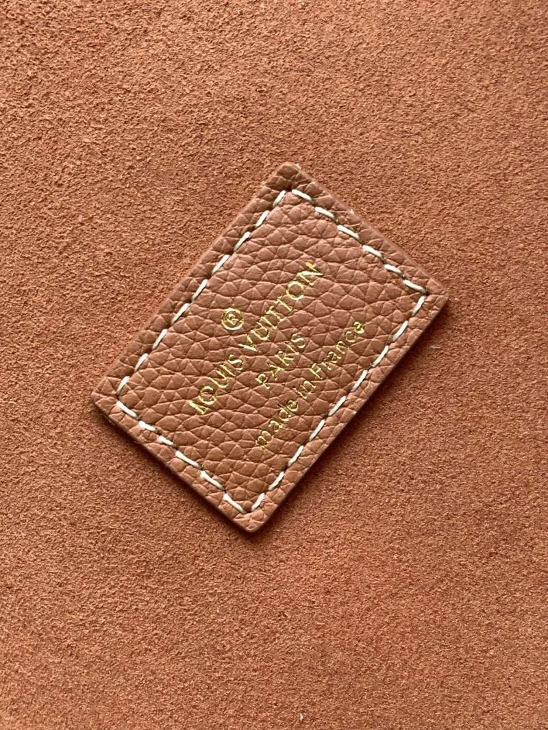 Louis Vuitton Shopping Bags EasyMatch 39156