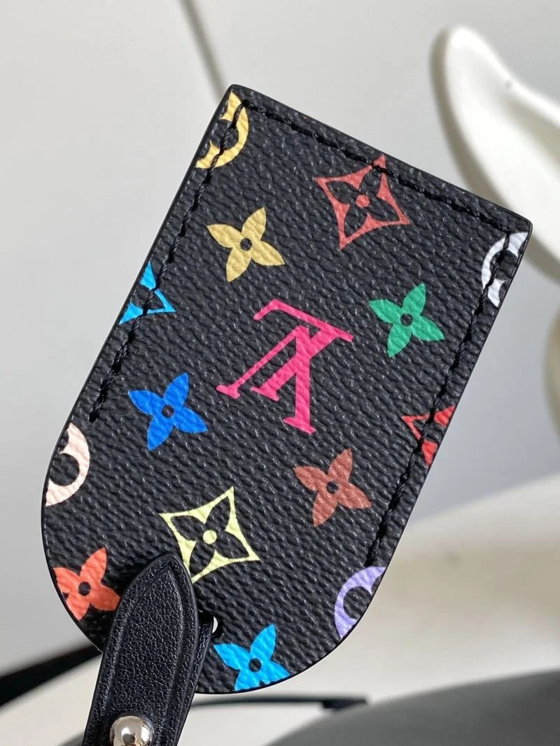 Stylish Louis Vuitton Shopping Bags 39134