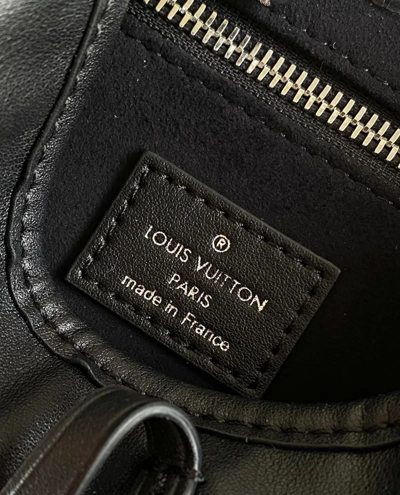 Louis Vuitton Shopping Bags Cozy 39128