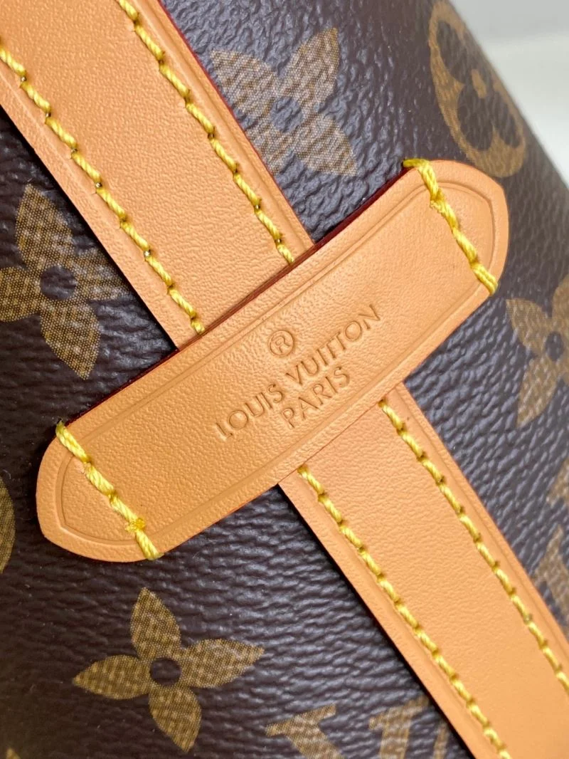 Louis Vuitton Shopping Bags Vibrant 39170