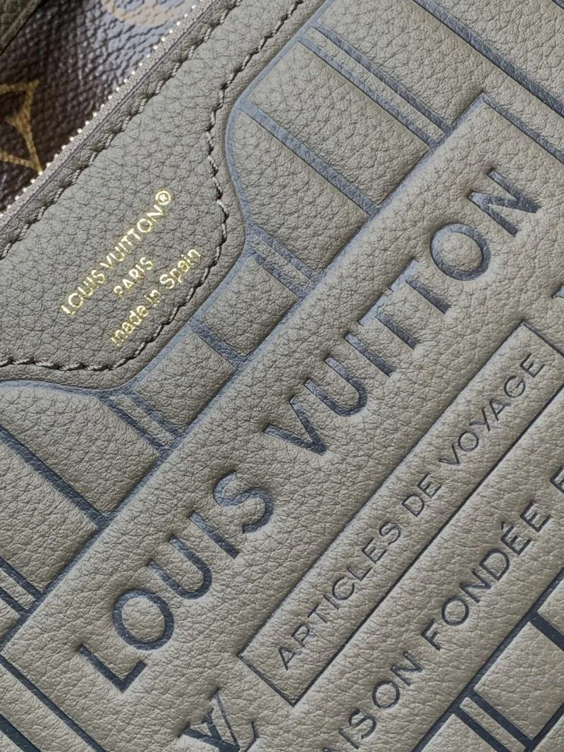 QuickDry Louis Vuitton Shopping Bags 39124
