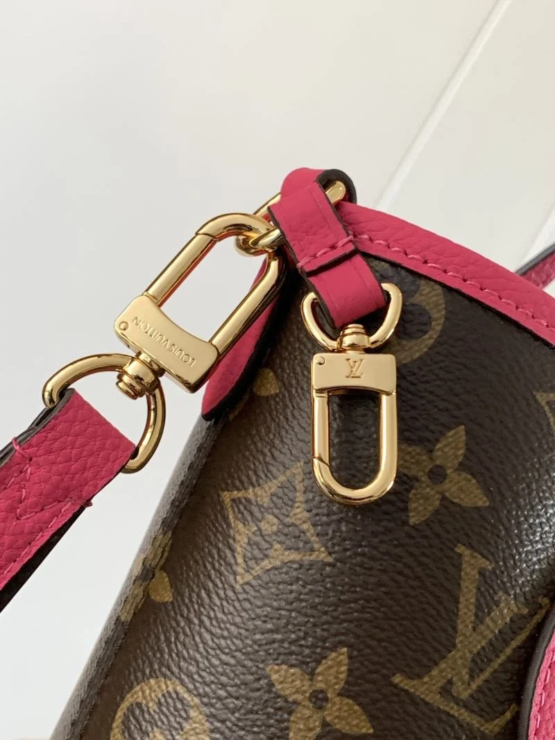 Louis Vuitton Shopping Bags Sleek 39122