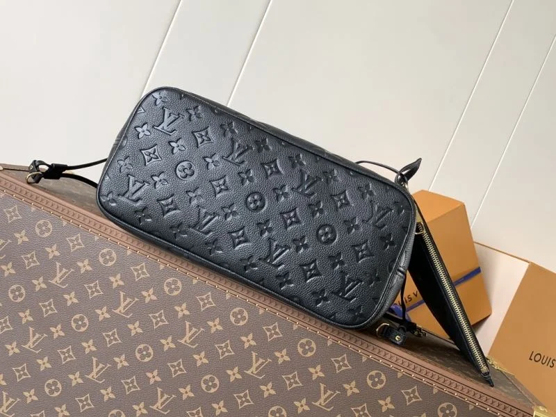 Fashionable Louis Vuitton Shopping Bags 39119