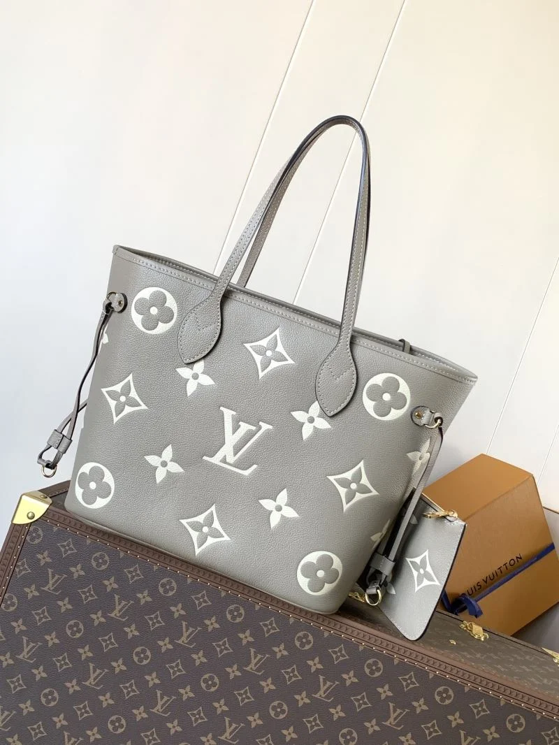 WeatherProof Louis Vuitton Shopping Bags 39142