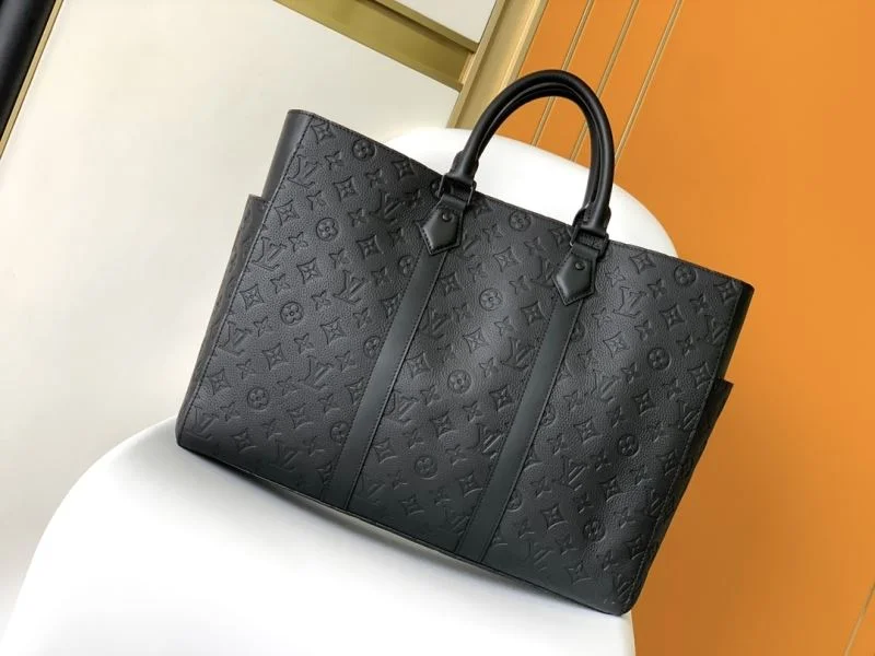 Comfortable Louis Vuitton Shopping Bags 39133