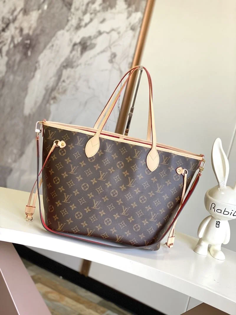 RelaxedFit Louis Vuitton Shopping Bags 38989