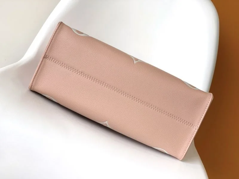 Bold Louis Vuitton Shopping Bags 38990