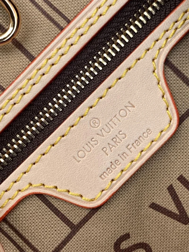 Louis Vuitton Shopping Bags Snug 37586