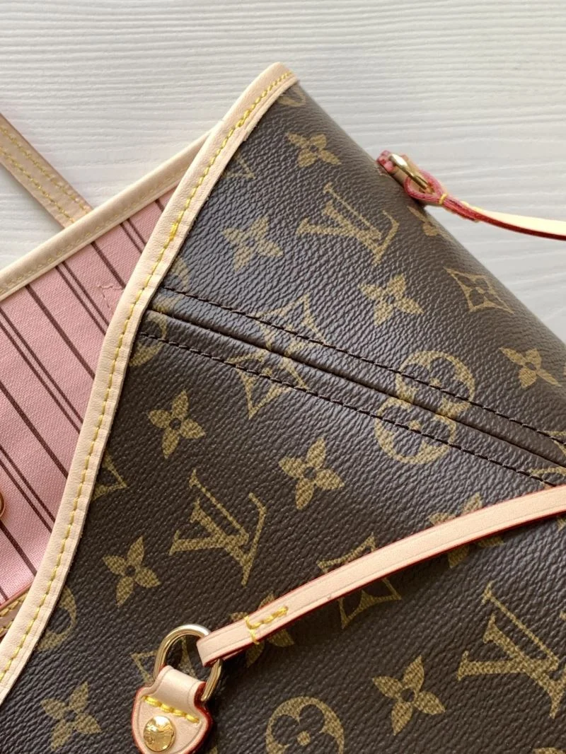 Louis Vuitton Shopping Bags WeatherProof 38980