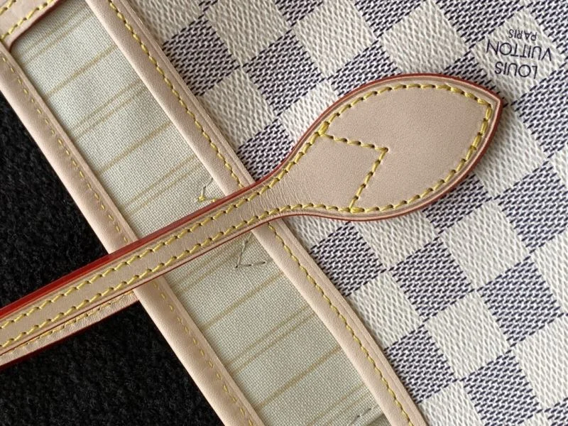 Louis Vuitton Shopping Bags Lightweight 39004