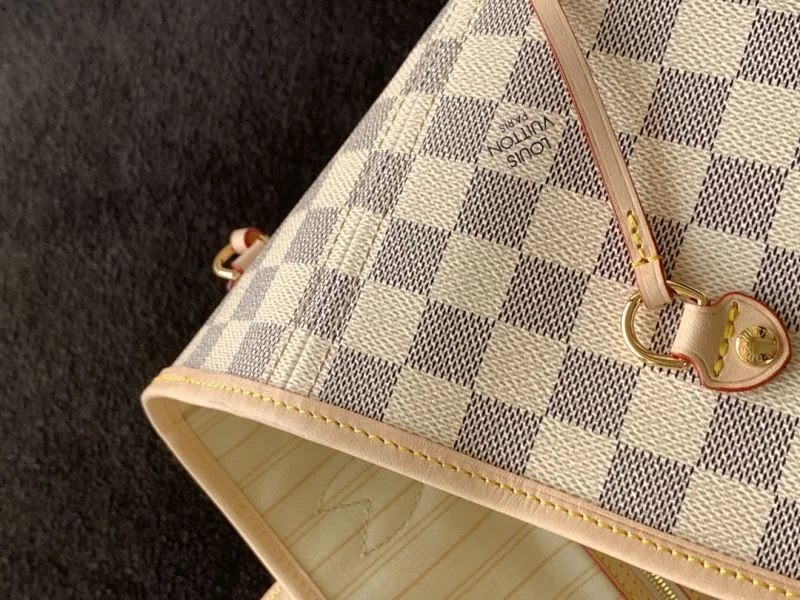 Louis Vuitton Shopping Bags Lightweight 39004