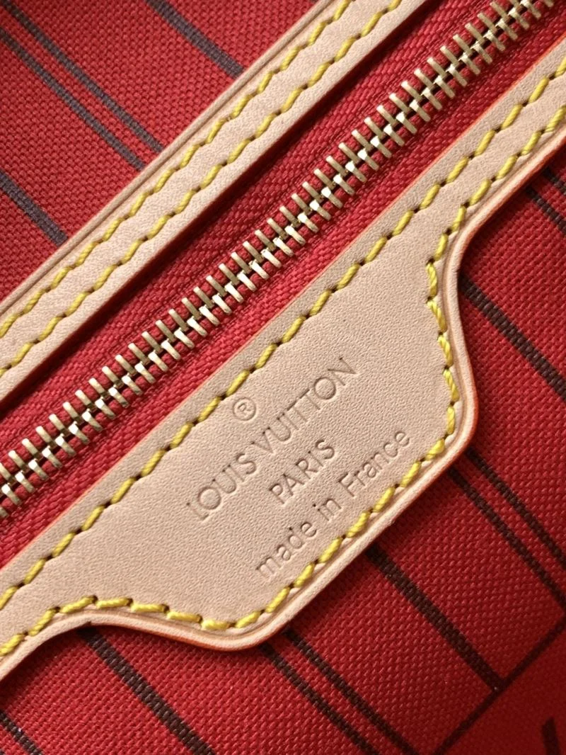 Louis Vuitton Shopping Bags Functional 38871