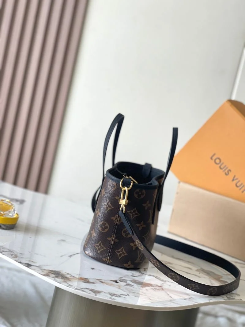 Louis Vuitton Shopping Bags Elegant 38874