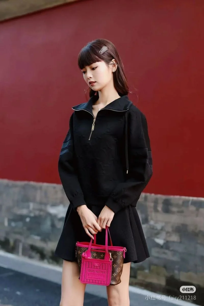 AllSeason Louis Vuitton Shopping Bags 38884