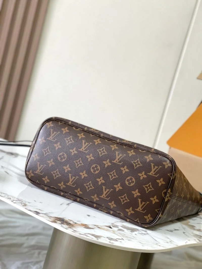 Louis Vuitton Shopping Bags Comfortable 38858