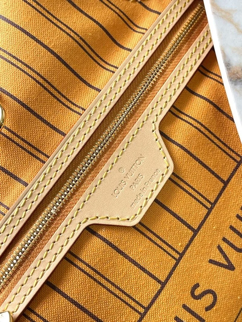 Efficient Louis Vuitton Shopping Bags 38885