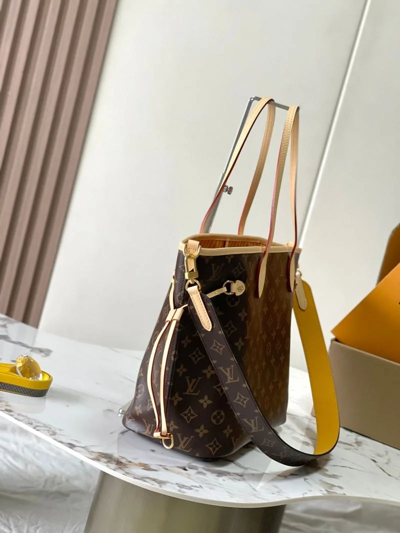Louis Vuitton Shopping Bags Sporty 38872