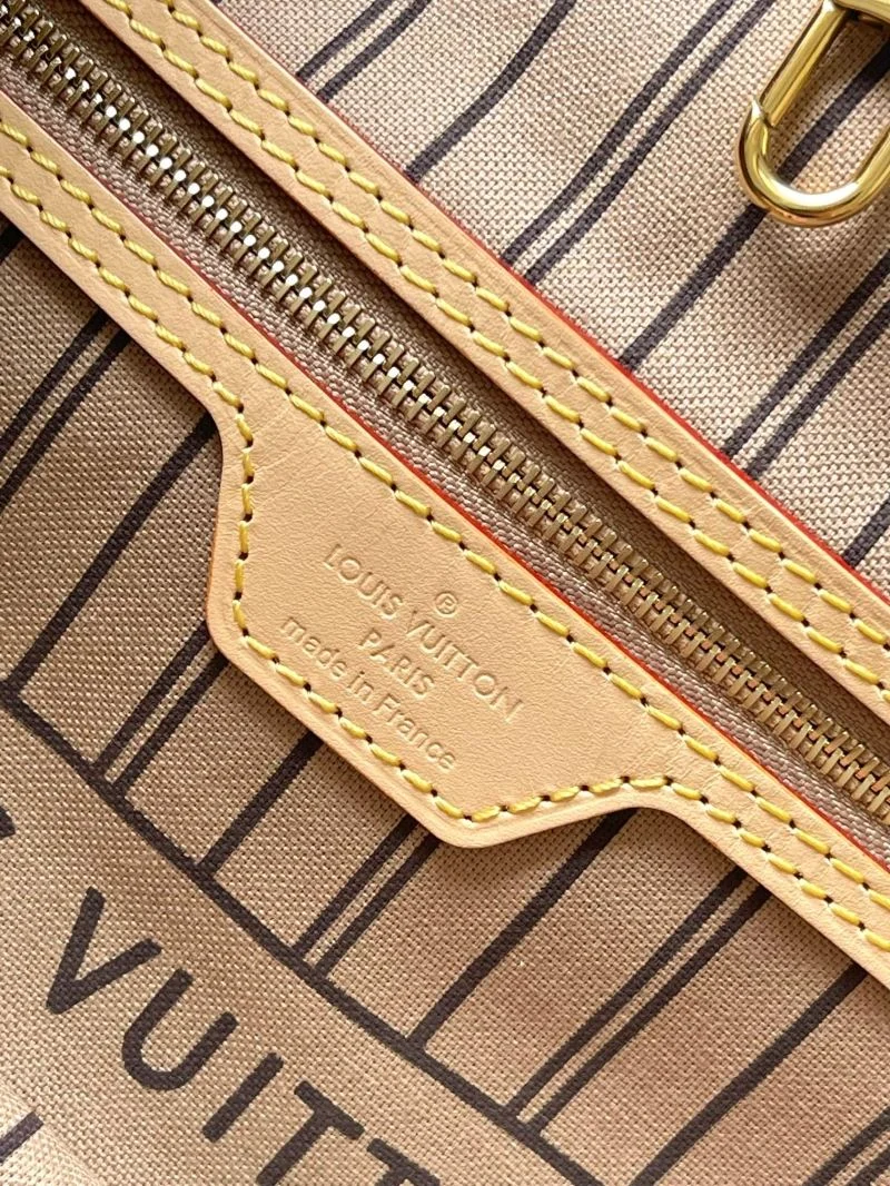EasyMatch Louis Vuitton Shopping Bags 38847