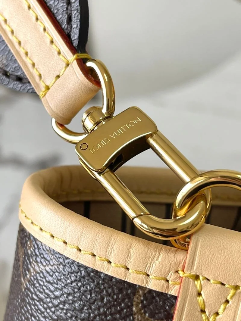 TravelReady Louis Vuitton Shopping Bags 38846