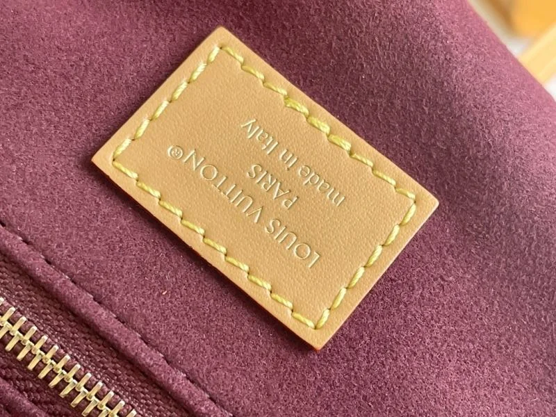 Flexible Louis Vuitton Shopping Bags 38839