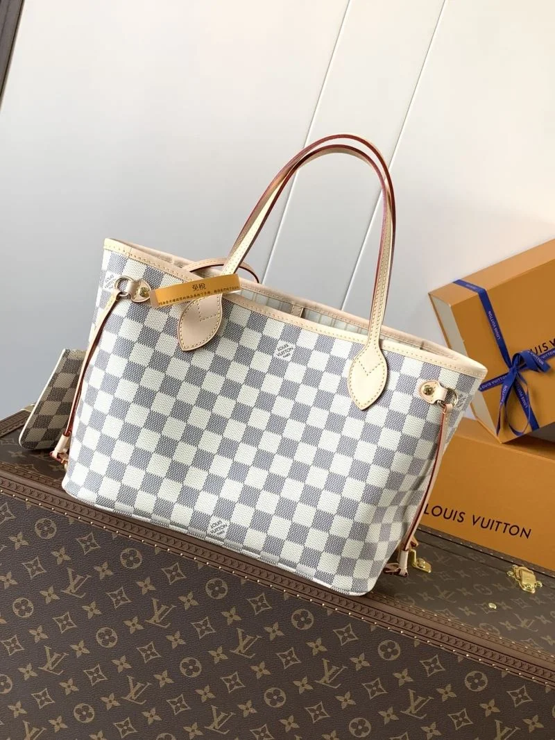 Breathable Louis Vuitton Shopping Bags 38836