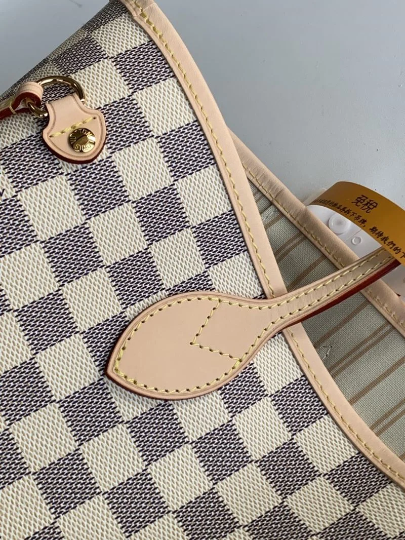 FreshLook Louis Vuitton Shopping Bags 38842